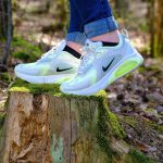 Diabetic shoes and Hallux Valgus shoes with wide fit, seamless construction, and breathable materials designed for foot healt