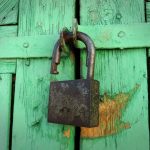 Professional locksmith in Munich offering emergency door opening, key duplication, and lock repair services for residential a