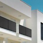 Balkon Solar mit Speicher System zeigt kompakte Solarmodule und Batterie-Speicher für deutsche Wohnungen und Stadtbewohner