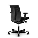 Ergonomischer Bürostuhl mit einstellbarer Rückenlehne und Lordosenstütze zur Unterstützung einer gesunden Sitzposition