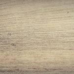 Massiver Esstisch aus Eiche mit passender Sitzbank – hochwertiges Holzmöbel für Familie und Freunde